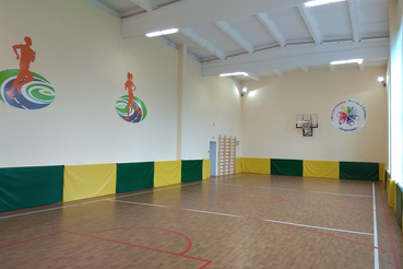 Ремонт спортивного зала в школе в д. Вындин Остров
