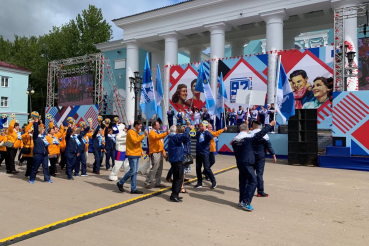 В Бокситогорске начался торжественный парад спортсменов