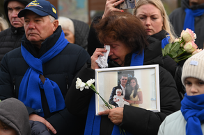 Траурная акция памяти жертв трагедии аэробуса А-321 над Синаем