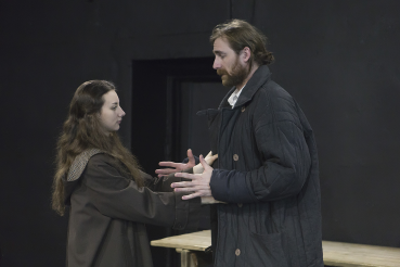 Театральная премьера