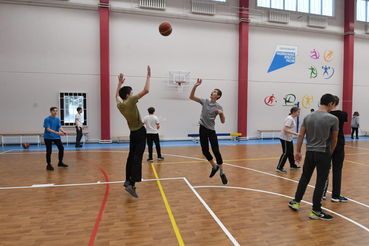 Современный спортзал с бассейном — для агалатовских школьников