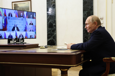 Владимир Путин напутствовал избранных глав регионов