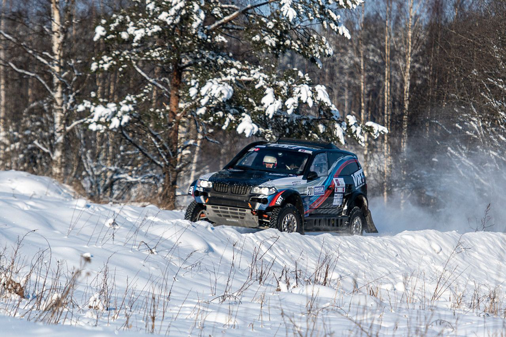 Сильнейшие автогонщики мира готовятся преодолевать снежные трассы Ленобласти