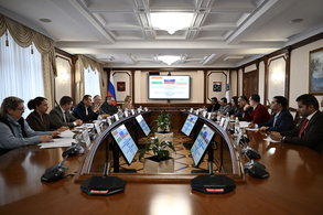 Губернатор провел рабочую встречу с делегацией Министерства пищевой и перерабатывающей промышленности Республики Индии во главе с первым заместителем министра Авинашем Джоши