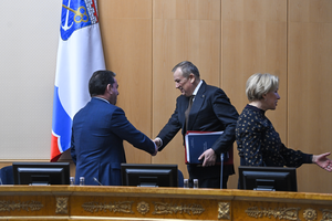 Встреча губернатора Ленинградской области с депутатами Законодательного собрани