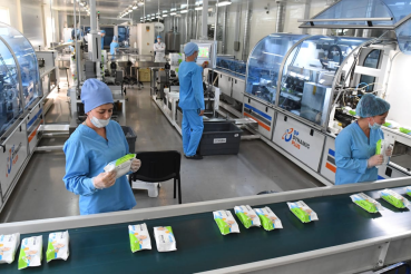 Тосно обеспечивает салфетками полстраны 