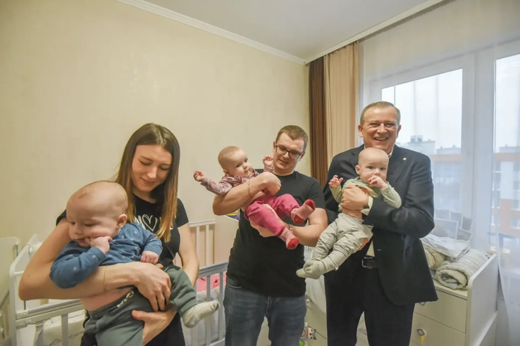 Александр Дрозденко сообщил о выборе самых популярных имен новорожденных в 2026 году