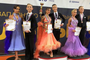 Ленинградские танцоры взяли главные награды окружного чемпионата