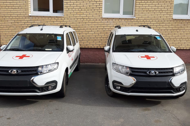5 новых автомобилей для доставки пациентов Кингисеппской больницы