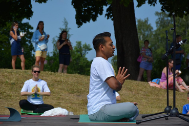 Ленобласть отмечает X Международный день йоги