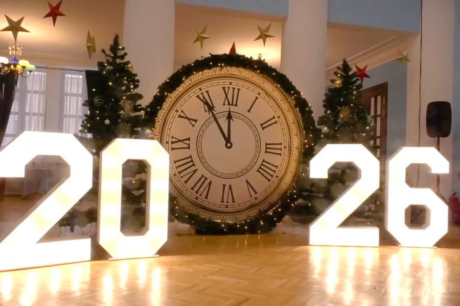 Александр Дрозденко в канун Нового года обратился к жителям региона